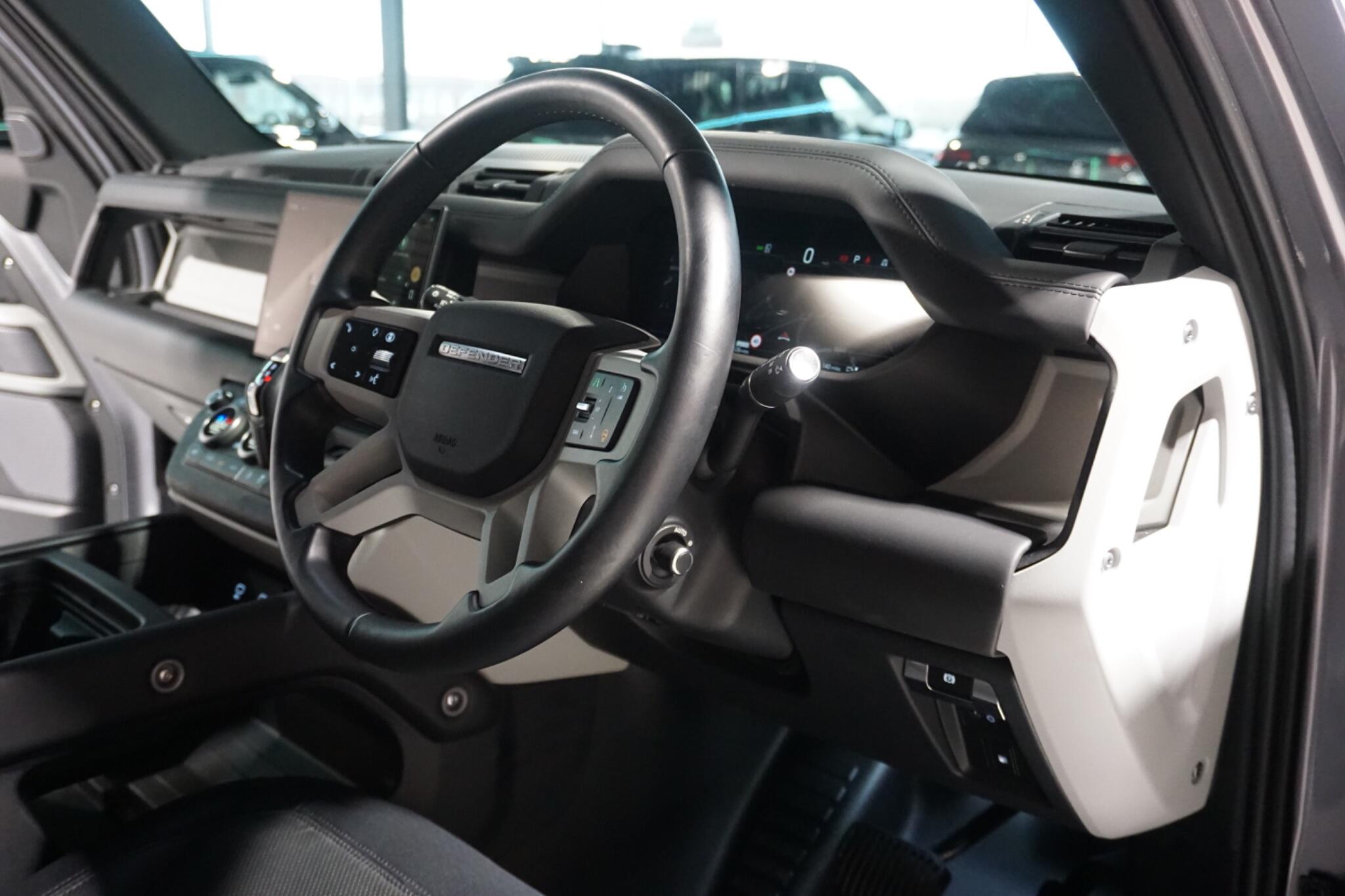 Land Rover Defender 110 2.0 P400e 15.4kWh X-Dynamic HSE SUV 5dr Petrol Plug-in Hybrid Auto 4WD Euro 6 (s/s) (404 ps)